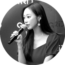 Elena Kang